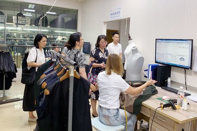 服裝學院教師赴紹興博亞服飾進行企業調研