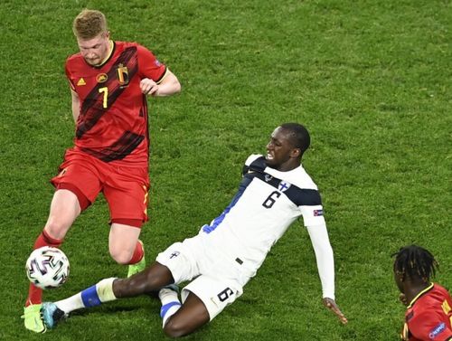 比利時1億巨星博亞閃耀全場，7次關鍵傳球加1助攻無愧最佳